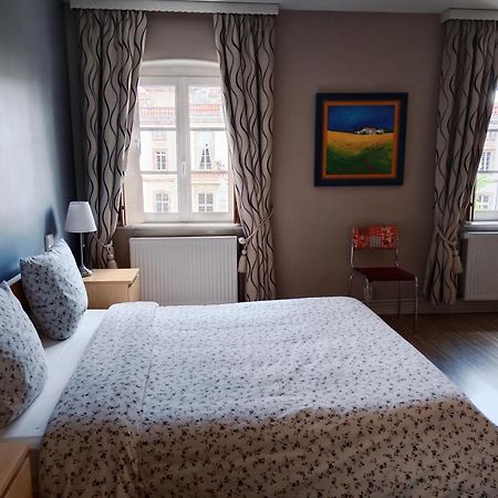 Jacaranda De Banaudon - Chambres D'Hotes- Petits Dejeuners Inclus -Guest Rooms , Breakfast Included - Luneville Coeur De Ville Room photo